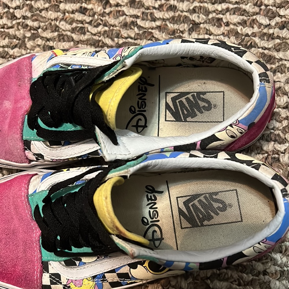 Disney vans!! - Picture 5 of 7